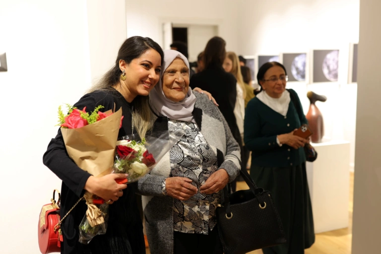 zx7fkF_1679232159_HIMA0422